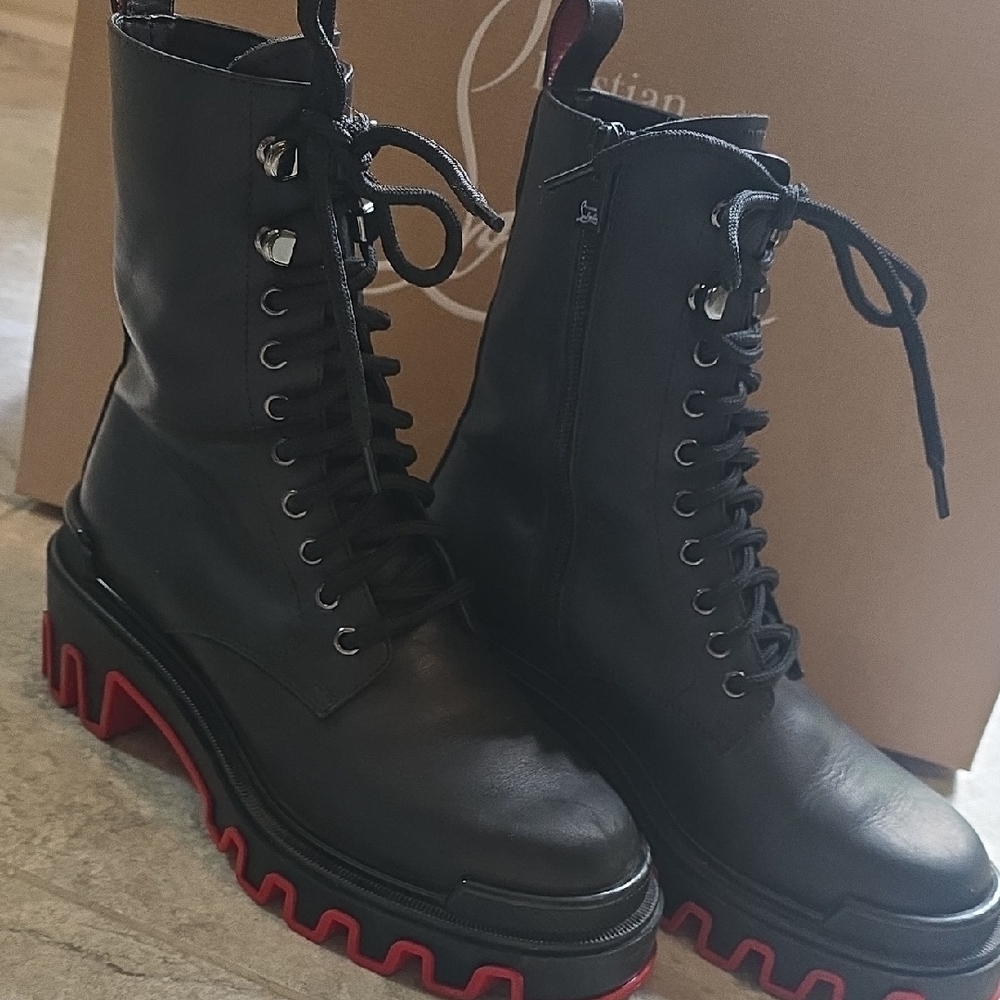 Christian Louboutin Dune Trott Combat